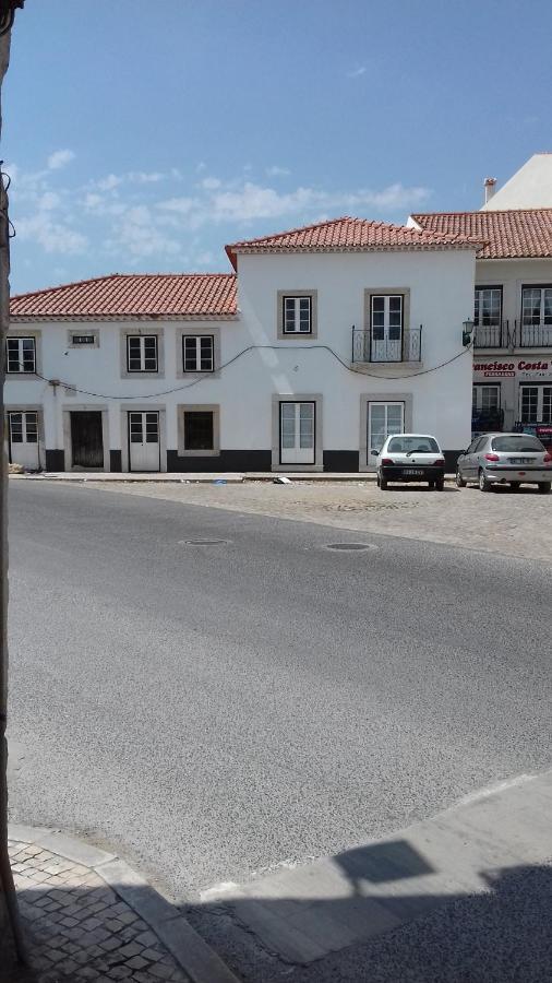 Inn Largo Da Rainha, Merceana