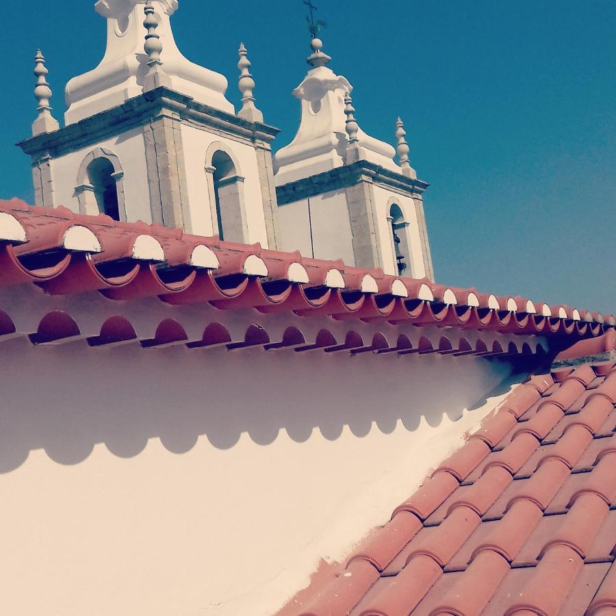 Largo Da Rainha, Inn *